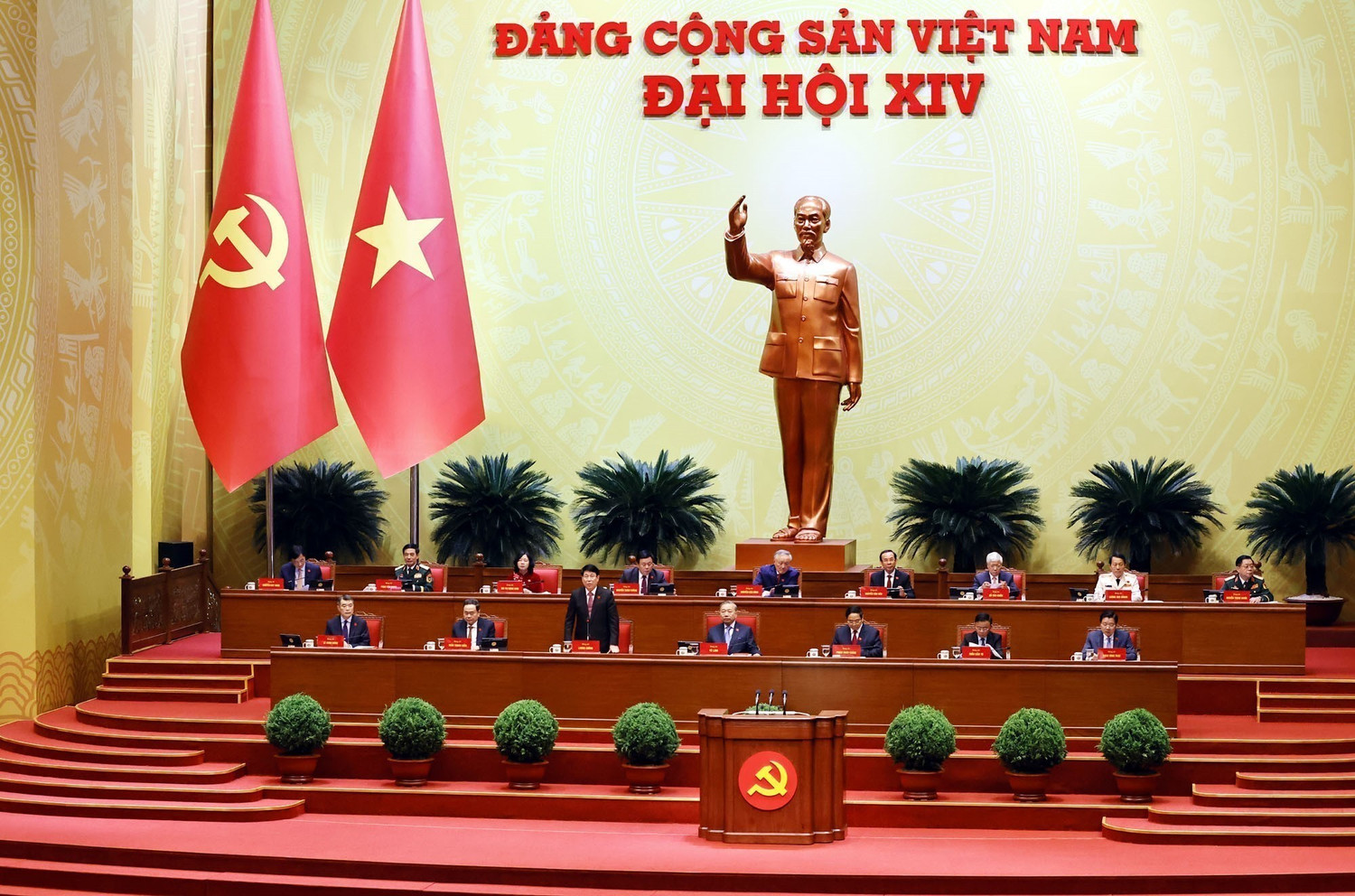 thao-luan.jpg