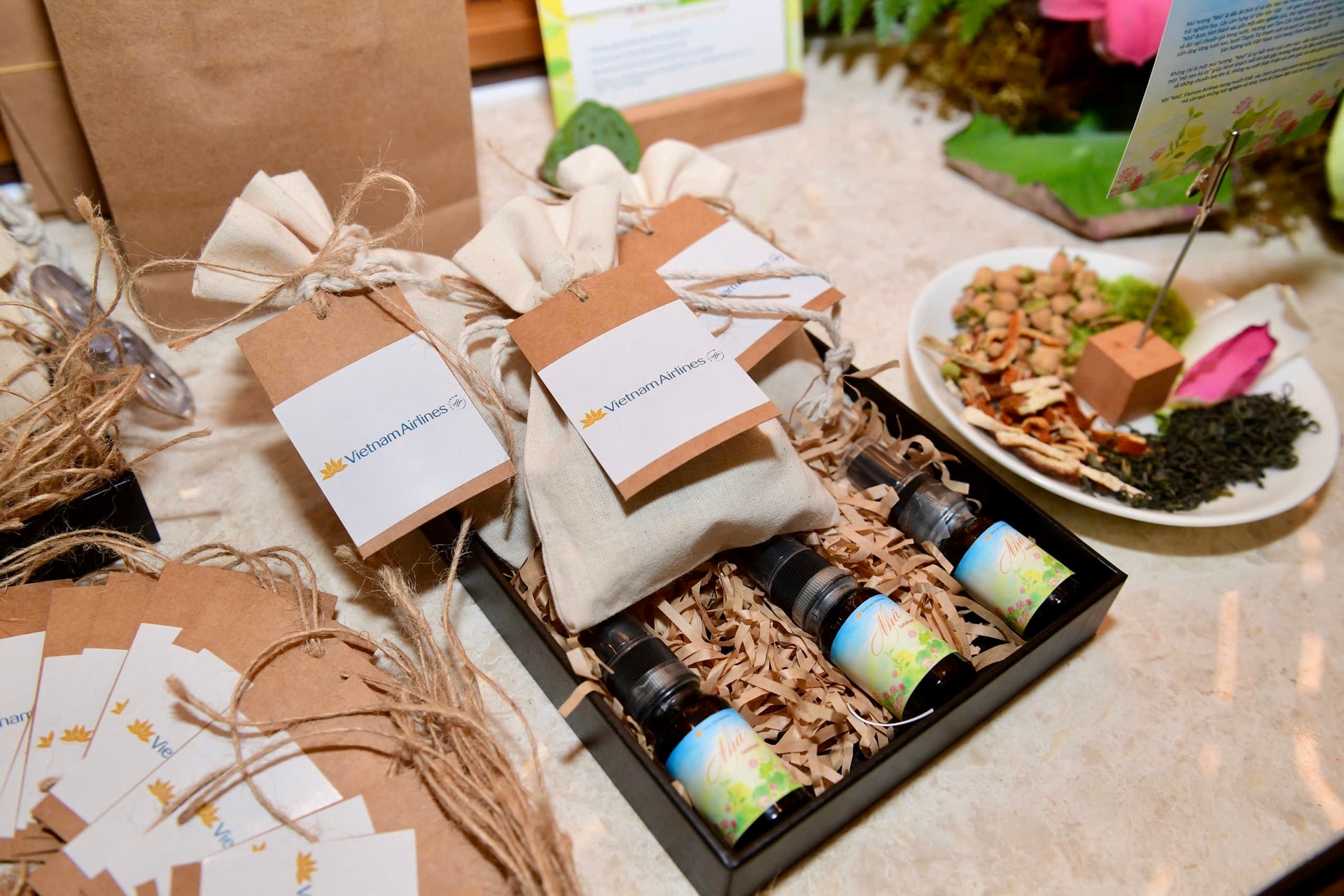 Anh 4. Ra mat mui huong thuong hieu _Nha_ la diem nhan dich vu trong Quy IV 