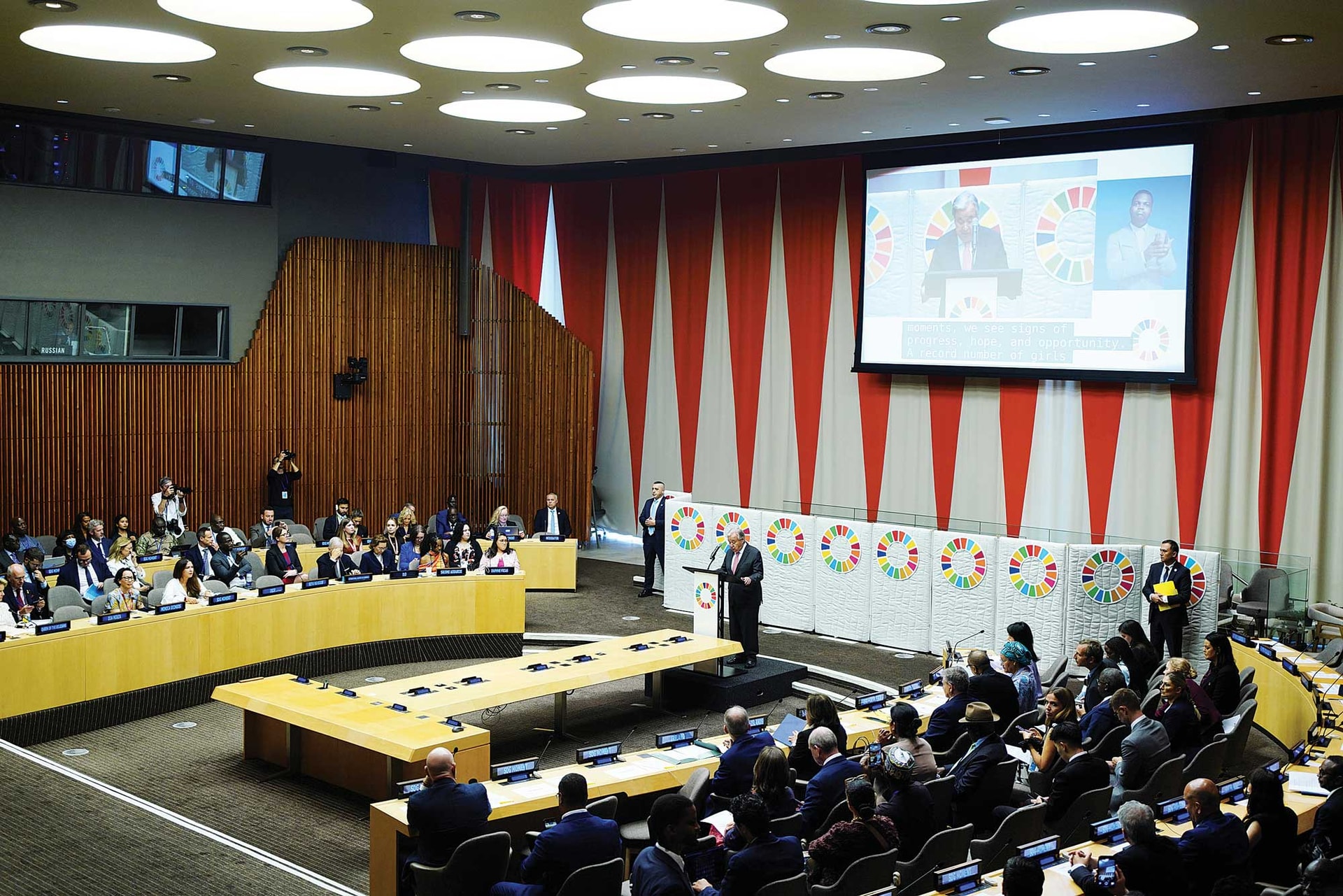 Tổng Thư ký Liên hợp quốc Antonio Guterres phát biểu tại sự kiện “Khoảnh khắc SDG” ở New York, Mỹ, ngày 22-9-2025_Ảnh: THX/TTXVN