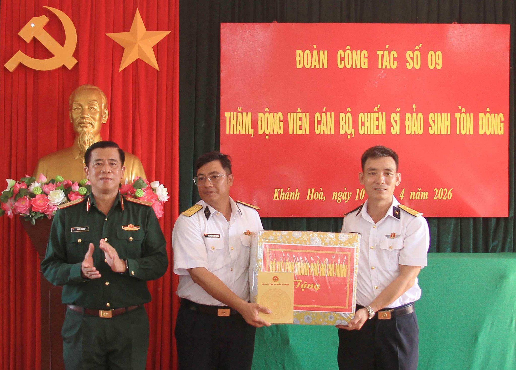 07-sinh-ton-dong.jpg