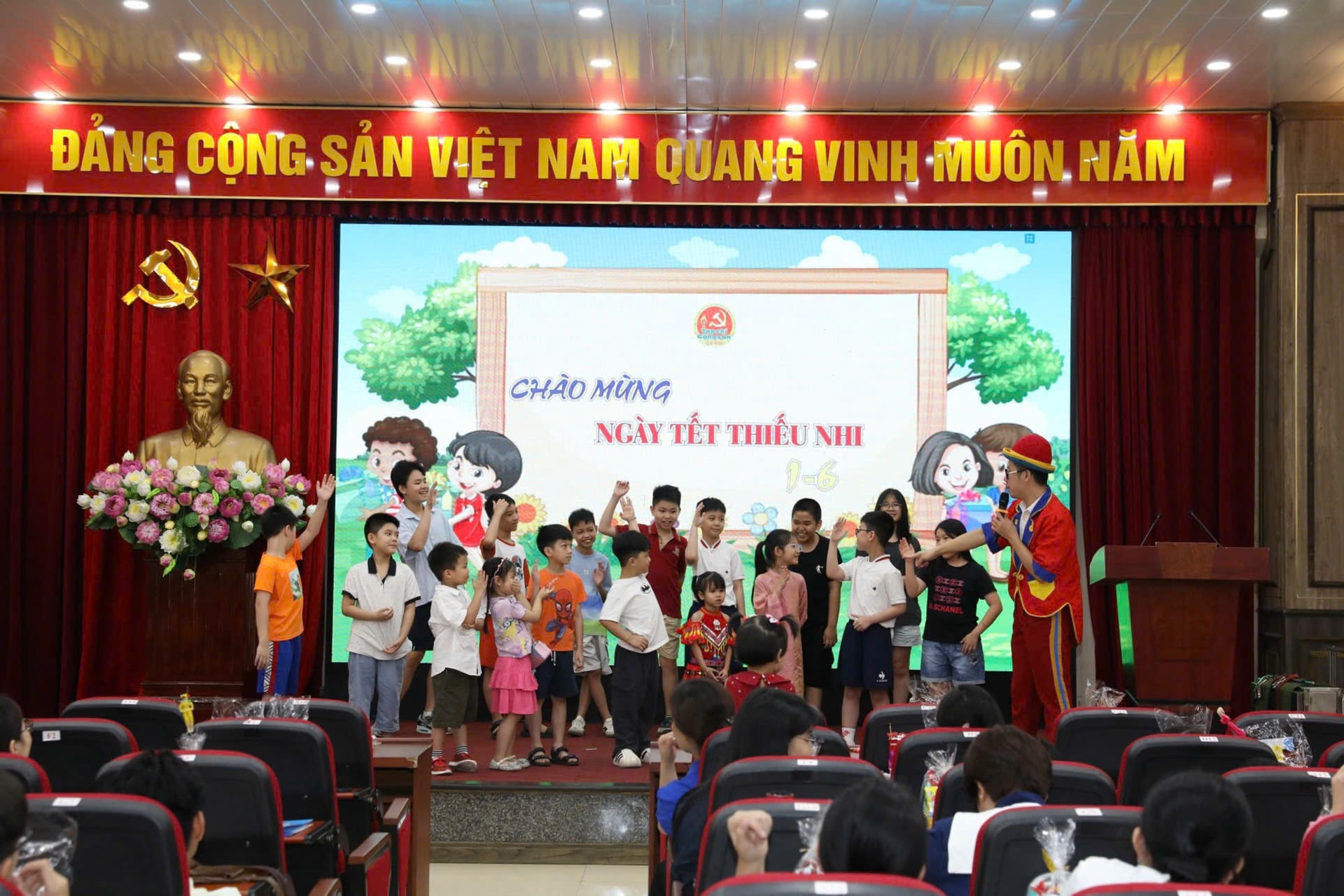 van-nghe.jpg
