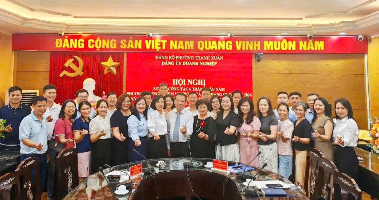 1nam-thanh-lap.jpg