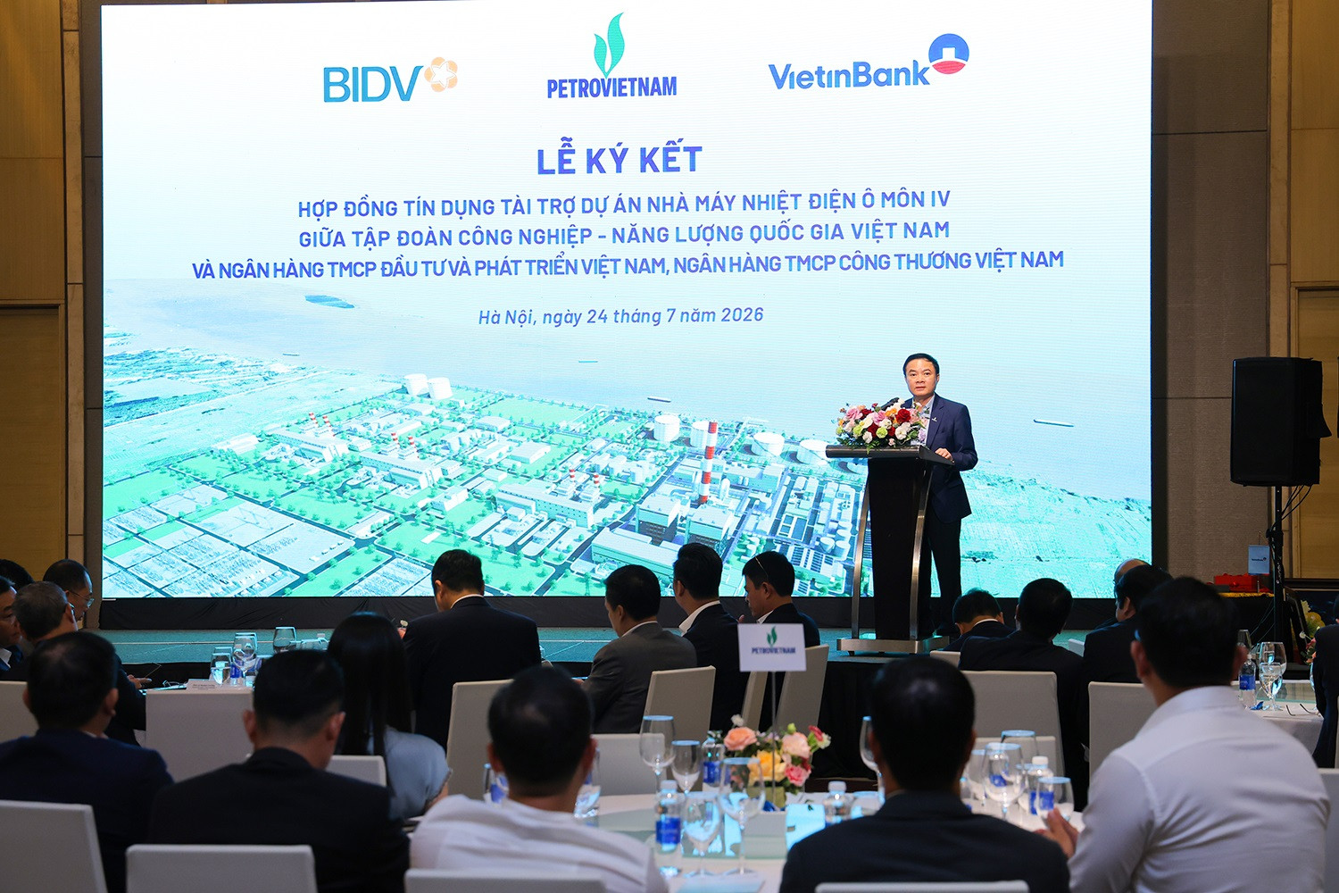 Chủ tịch HĐTV Petrovietnam Lê Ngọc Sơn phát biểu tại lễ ký