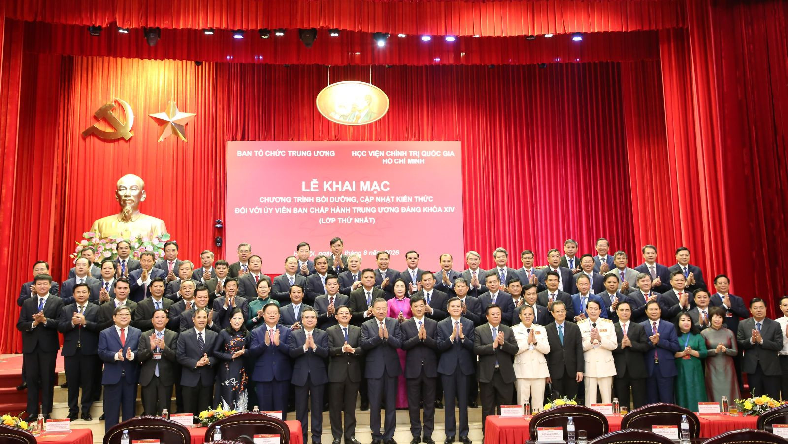 khai mạc lớp nguồn