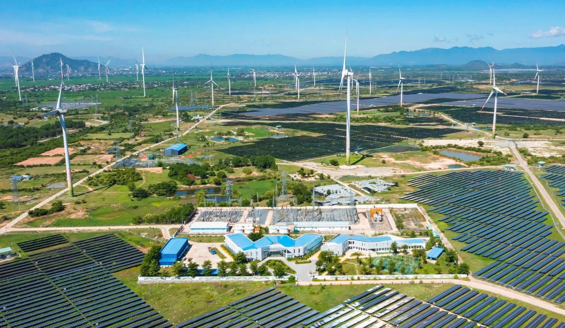 Những định hướng hành động mang tính kiến tạo để hiện thực hóa khát vọng đưa tỉnh Khánh Hòa trở thành thành phố trực thuộc Trung ương 