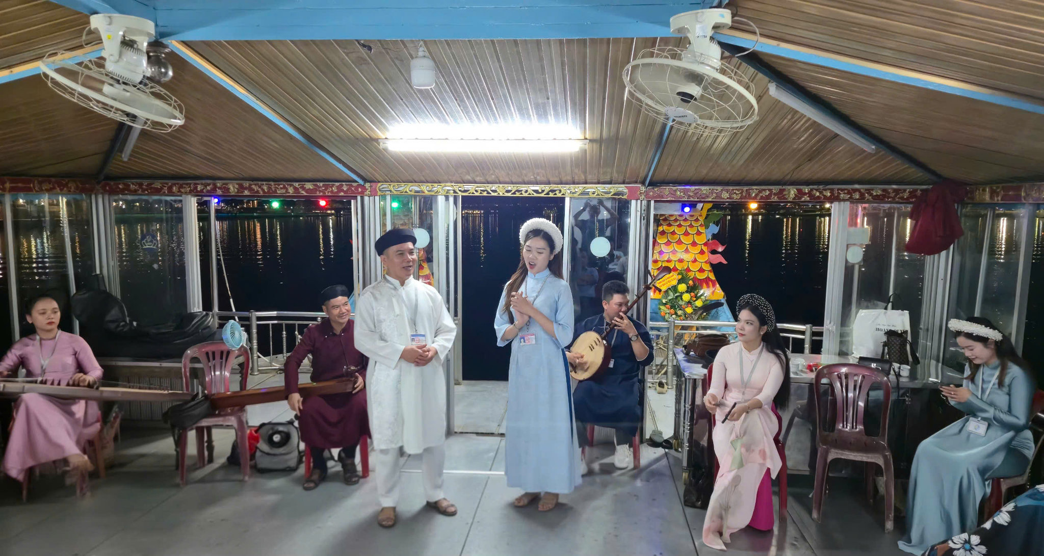 Nghe thuat Ca Hue