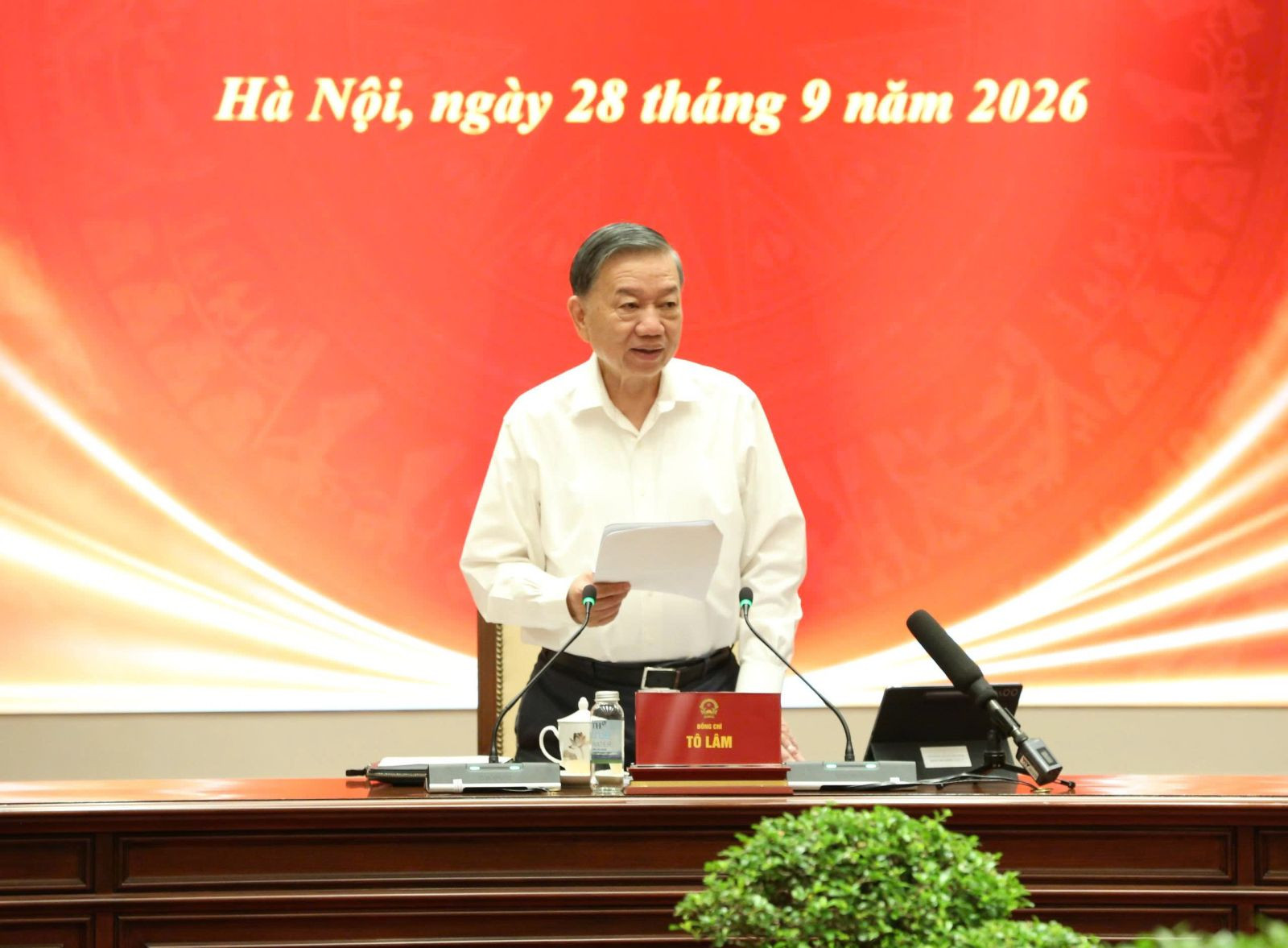 tong-bi-thu.jpg