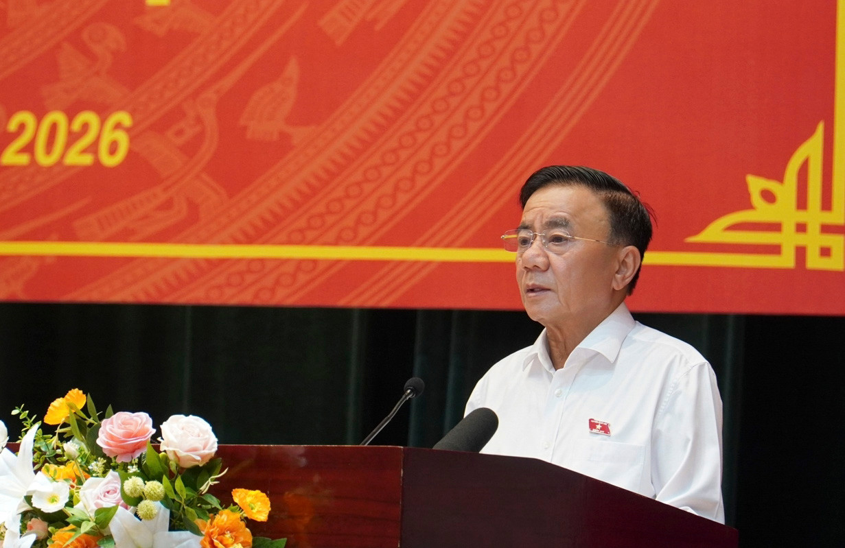 thuong-truc-ban-bi-thu.jpg