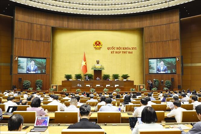 vna_potal_quoc_hoi_nghe_to_trinh_ve_3_du_an_luat_stand.jpg