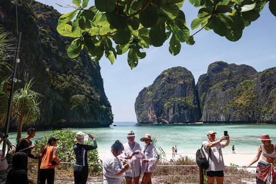 Thái Lan và cuộc khủng hoảng “quá tải du lịch” ngày càng leo thang