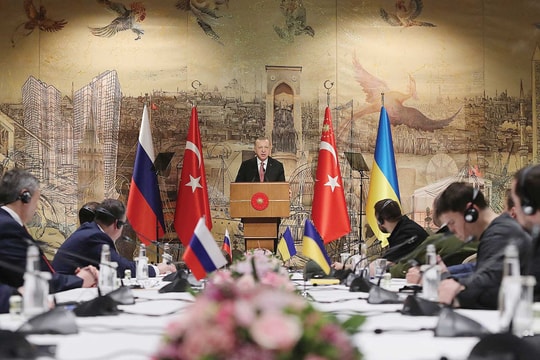 Giải pháp ngoại giao cho cuộc chiến Nga - Ukraina