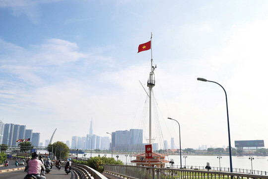 Cần cơ chế đột phá về phân cấp, phân quyền trong quản lý để quản trị đô thị