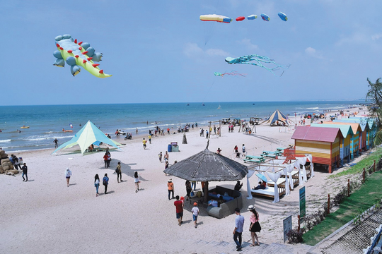 Phát triển kinh tế biển vùng duyên hải miền Trung và phía Nam: Cần thực hiện đồng bộ nhiều giải pháp