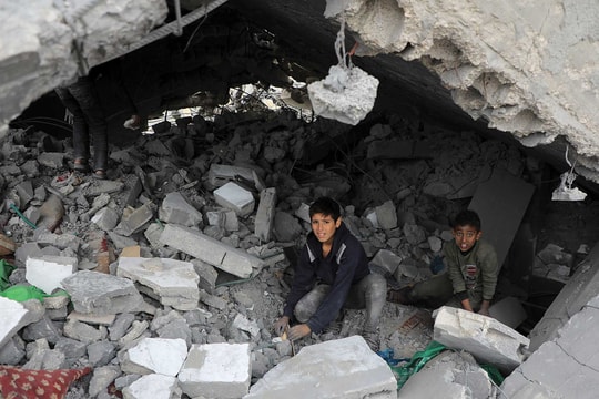 Điểm nóng tương tác lẫn nhau