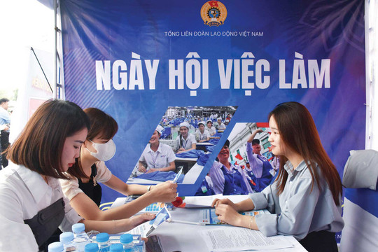 Kết nối việc làm và vai trò của công đoàn