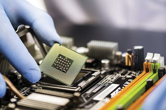 Giấc mơ hồi sinh thời kỳ huy hoàng của ngành bán dẫn Nhật Bản