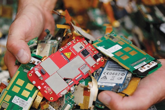 Tái chế chất bán dẫn không còn là việc của tương lai