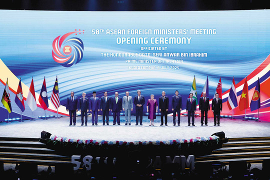 Hội nghị Bộ trưởng Ngoại giao ASEAN lần thứ 58: Tăng cường đoàn kết nội khối, phát huy vai trò trung tâm