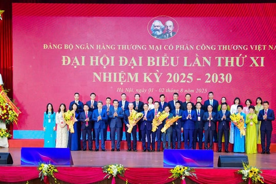 Đảng bộ VietinBank kiến tạo trụ cột, vươn mình cùng đất nước