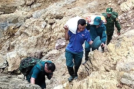 Hồi sinh sau lũ, cuộc tiếp sức từ động lực mới