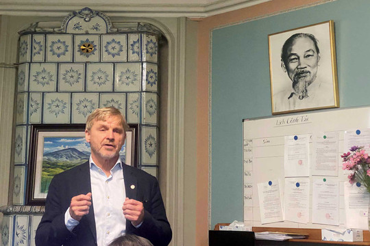 GS Joakim Palme, Phó Hiệu trưởng Trường Xã hội và Nhân văn, Đại học Uppsala, Thụy Điển: Hy vọng Việt Nam lựa chọn con đường riêng để đối phó với già hóa dân số