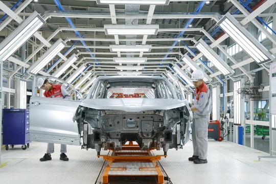 Tỉnh Quảng Ninh và hành trình xanh hóa công nghiệp: Định hình cực tăng trưởng bền vững của vùng Đông Bắc