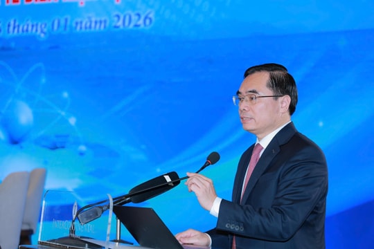 Đưa khoa học, công nghệ và đổi mới sáng tạo thực sự trở thành lực lượng sản xuất mới, là động lực chủ yếu cho sự phát triển nhanh, bền vững của tỉnh Khánh Hòa