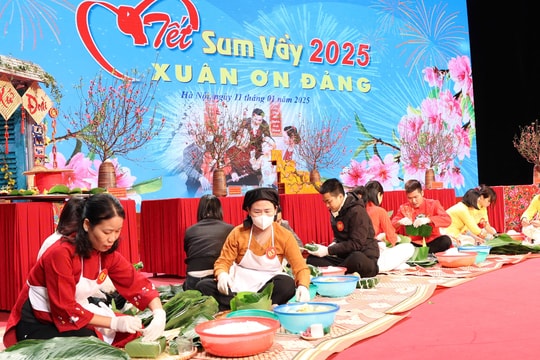 "Bữa cơm Tất niên Công đoàn": Mang lại niềm vui cho đoàn viên, người lao động