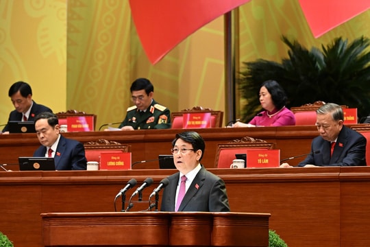 Sau 40 năm thực hiện đường lối đổi mới, đất nước ta đã đạt được những thành tựu to lớn, toàn diện, có ý nghĩa lịch sử