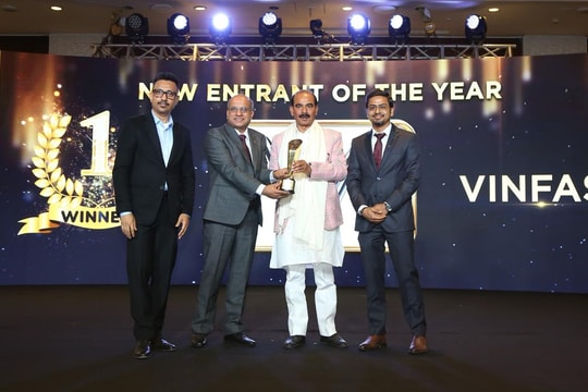 Vinfast nhận cú đúp giải thưởng danh giá tại Auto9 Awards 2026