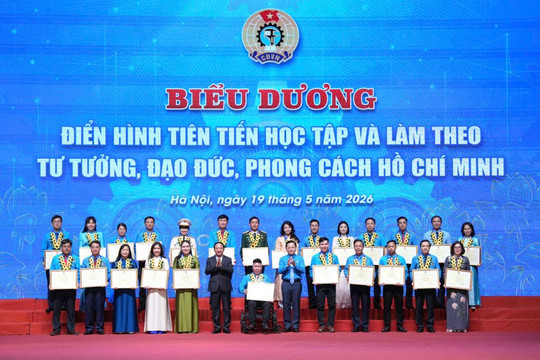 Đưa việc học tập và làm theo Bác trở thành động lực xây dựng giai cấp công nhân hiện đại, tổ chức Công đoàn vững mạnh