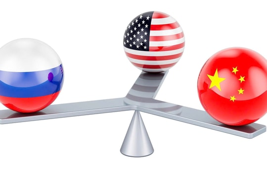“Vũ điệu tam hùng”: Nghệ thuật cân bằng quyền lực của Bắc Kinh