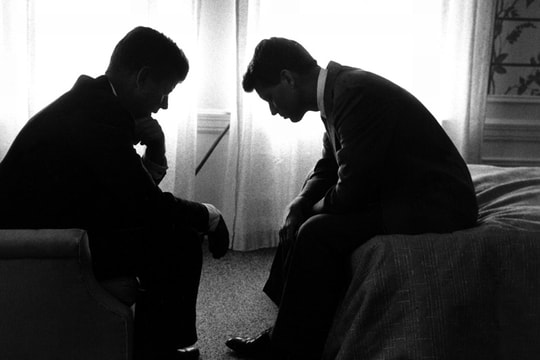 Giải mã những tài liệu mới nhất về vụ ám sát John F. Kennedy Kỳ cuối: Cuộc chiến cuối cùng