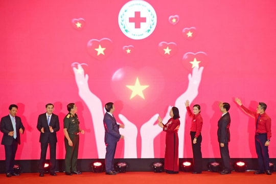 VietinBank ủng hộ 20 tỷ đồng tại Lễ phát động Tháng Nhân đạo năm 2026