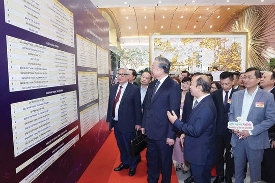 Báo chí và chiến lược công tác tư tưởng trong bối cảnh chuyển đổi số