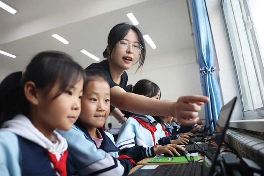 Những điều chưa biết về “chế độ trẻ vị thành niên” trong không gian số của Trung Quốc