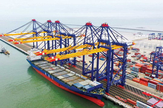 Số hóa cảng biển và bài toán logistics