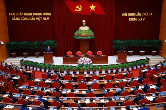 Thực thi trở thành trung tâm của tư duy lãnh đạo - bước chuyển tư duy từ Hội nghị Trung ương 3