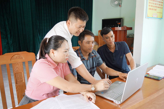 Khuyến khích và bảo vệ đảng viên tham gia phát triển kinh tế tư nhân
