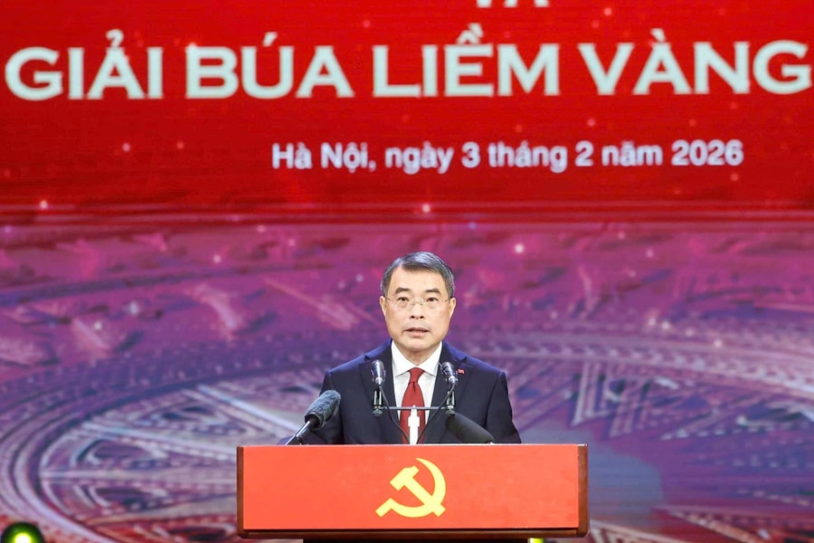 Mỗi cán bộ, đảng viên, trước hết là bí thư chi bộ, phải thực sự chuyển từ “nhận thức đúng” sang “hành động hiệu quả”…