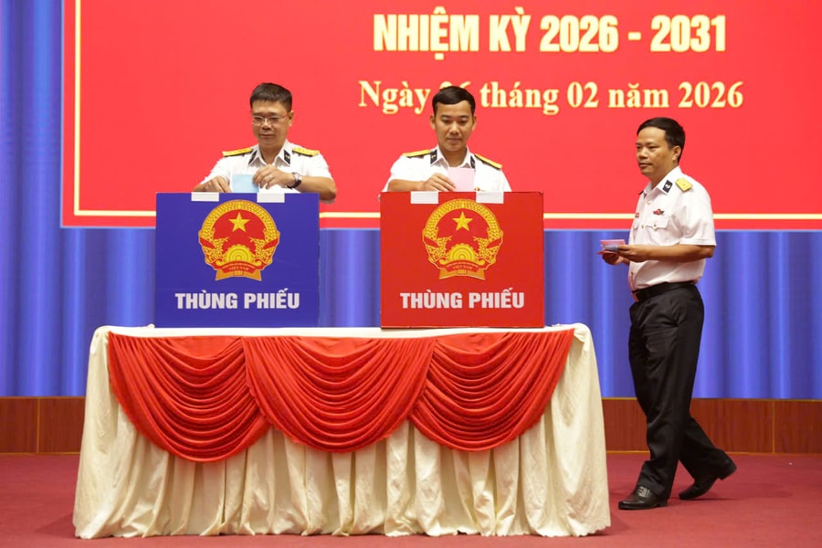 Ngày hội non sông trên biển