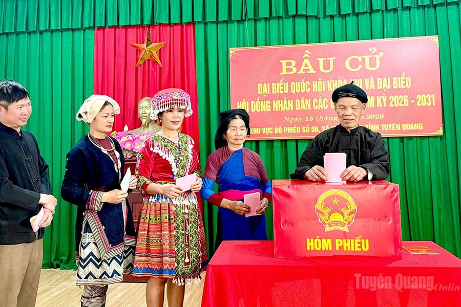 Hơn 99% số cử tri tham gia "Ngày hội non sông"