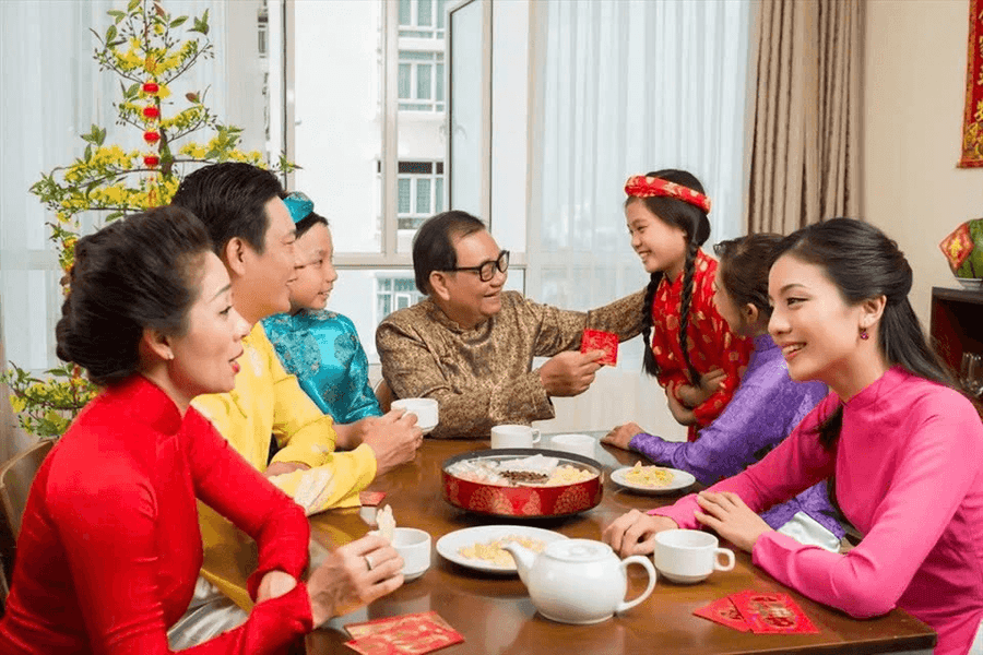 Quan điểm của Đảng về xây dựng gia đình Việt Nam trong tình hình mới: Từ nền tảng văn hóa - xã hội đến chủ thể và thước đo của phát triển