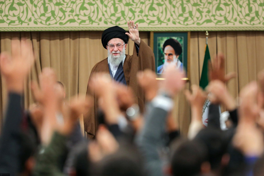 Ali Khamenei và hành trình trở thành tượng đài của thế giới Hồi giáo Kỳ 4: Sự hình thành hệ tư tưởng Khamenei