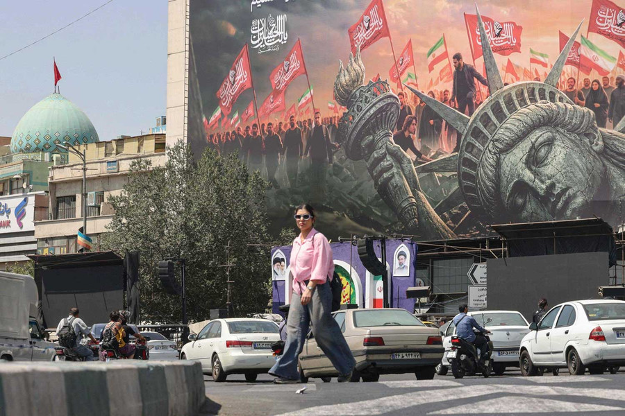Cuộc đấu sức bền nguy hiểm Mỹ - Iran