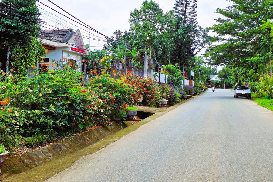 Đảng ủy xã Cam Lộ khơi sức dân xây dựng nông thôn mới