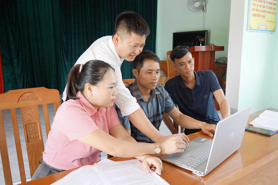 Khuyến khích và bảo vệ đảng viên tham gia phát triển kinh tế tư nhân